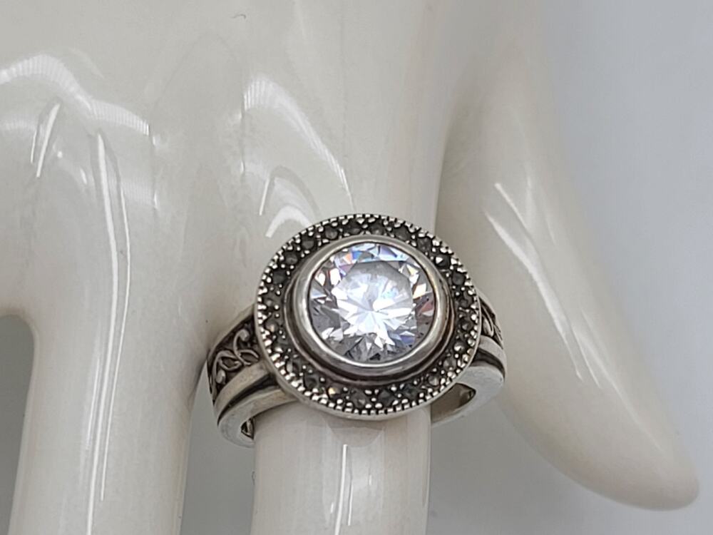 Vintage Sterling Silver Cushion Cut Cubic Zirconia Marcasite Ring Sz 8.5